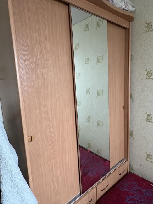 Продам шкаф купе