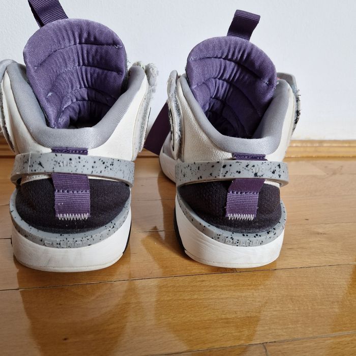 Nike Deldon - Together we fly