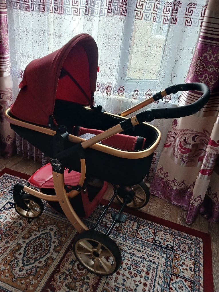 Продаётся детская коляска