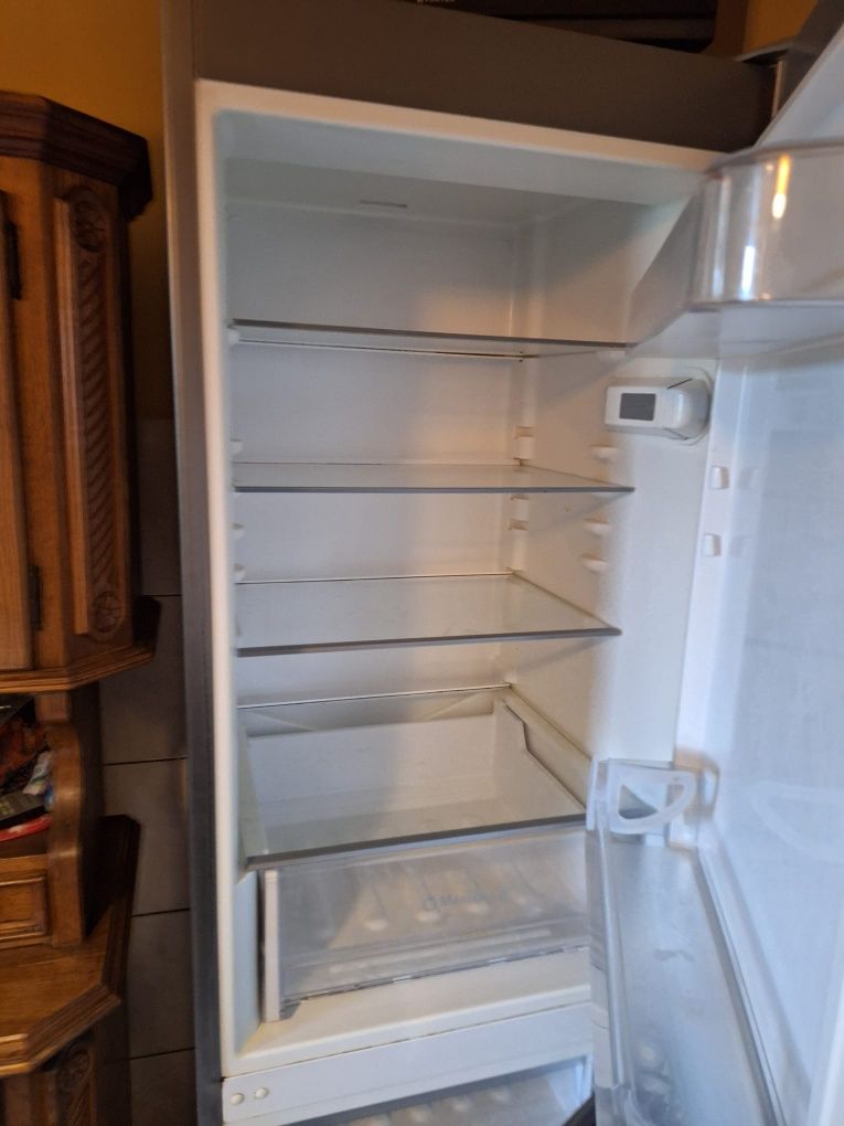 Vand combina frigorifica Bauknecht