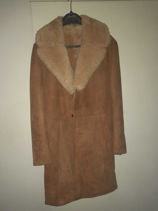 Vând palton bărbătesc