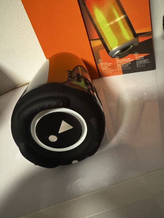 Boxă JBL Pulse 5 – sunet puternic & lumini spectaculoase 360°