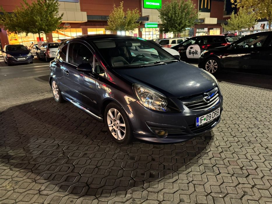 Opel Corsa OPC line