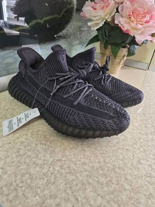Adidași Yezzy barbati