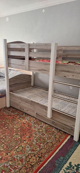 Детская кровать двухяростная