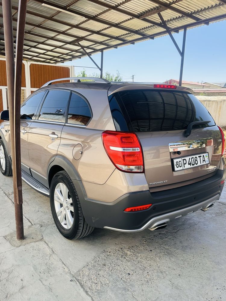 Продаётся Captiva 3+ 2015 очен отличном состаяние