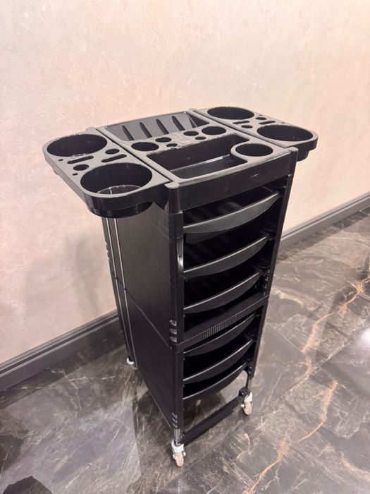 Помощник для парикмахеров