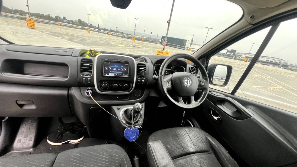 Продава се Vauxhall Vivaro