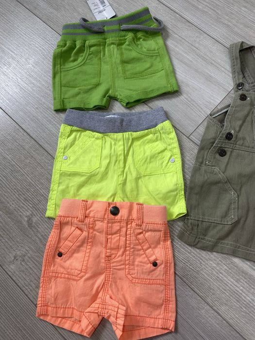 Шорты и комбинезон ребенку на 3 месяца