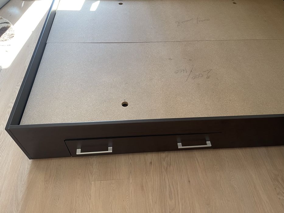 Vand mobilier dormitor