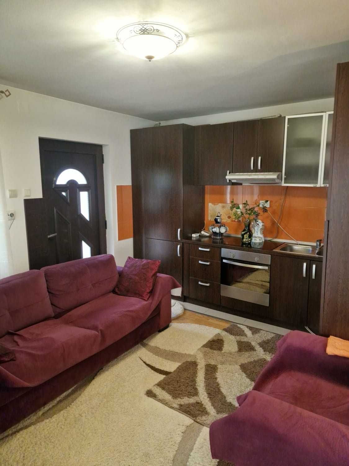 casa in plopeni cu 35 ari de teren