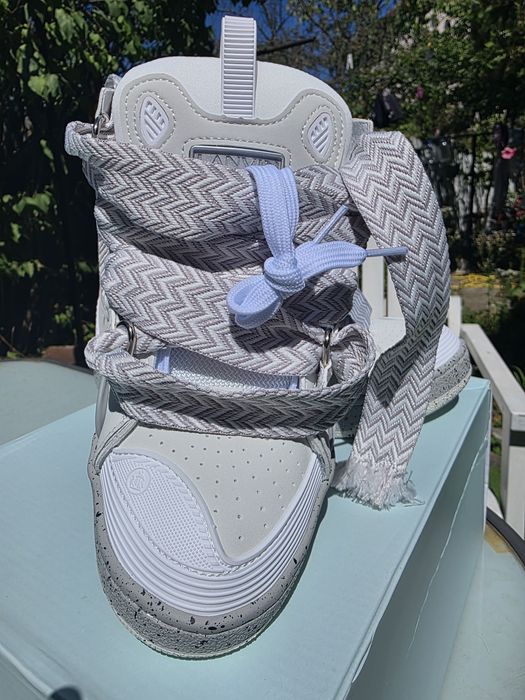 Vând Lanvin curb New nr 39