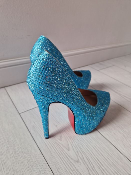 Pantofi marimea albastri