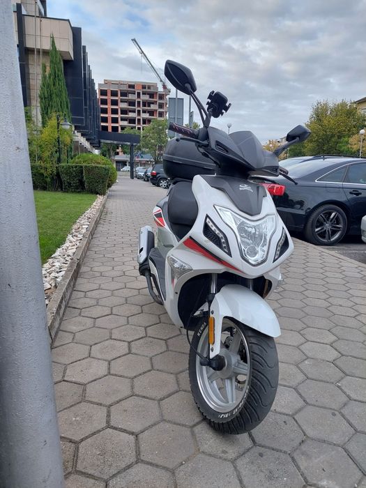 SUNSTO R8 скутер