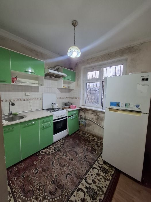 Срочно сдаётся 2х комнатная квартира на Гагарина !