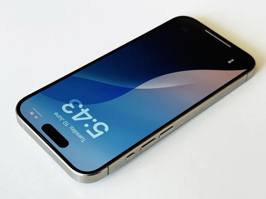 Iphone 15 Pro 128GB Natural Titanium 100% Батерия! Гаранция 6 месеца