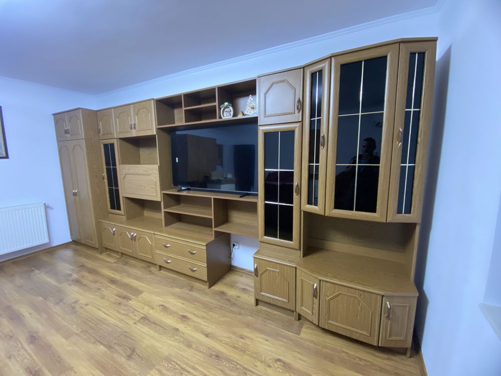 Vand mobila sufragerie
