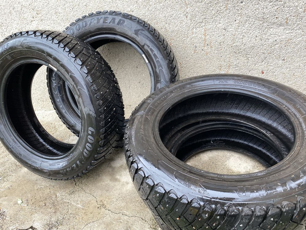 Легковые шины Goodyear UltraGrip Ice Arctic