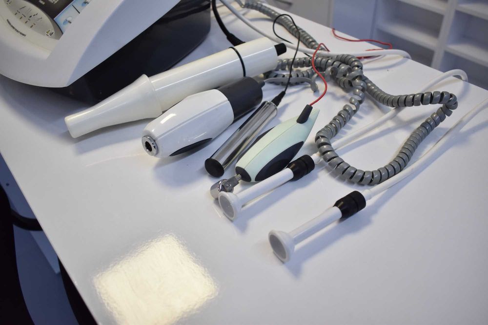 Продавам професионална козметична апаратура.
 X