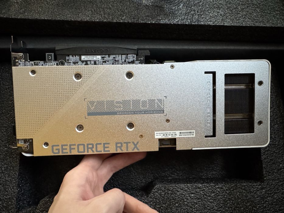 Видео карта Gigabyte 3060 Vision