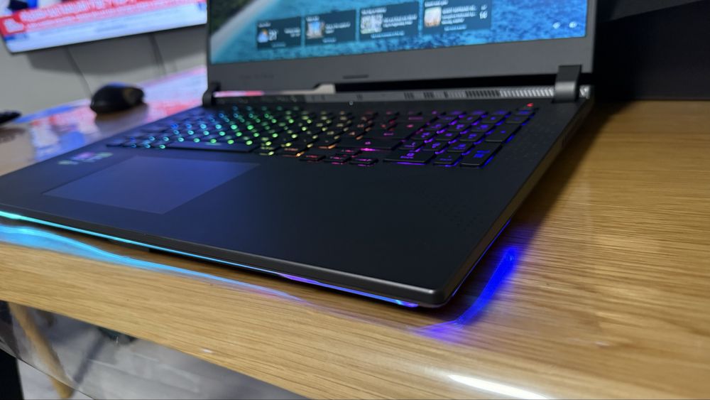 Лаптоп ROG Strix