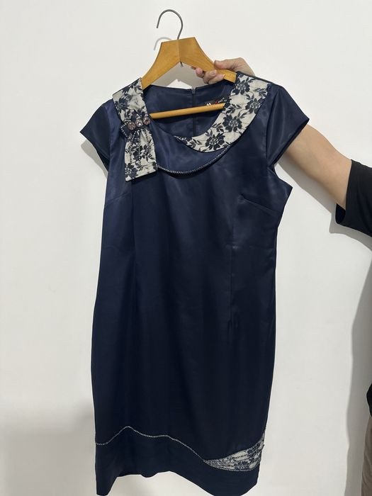 Продается платья 50 размера.