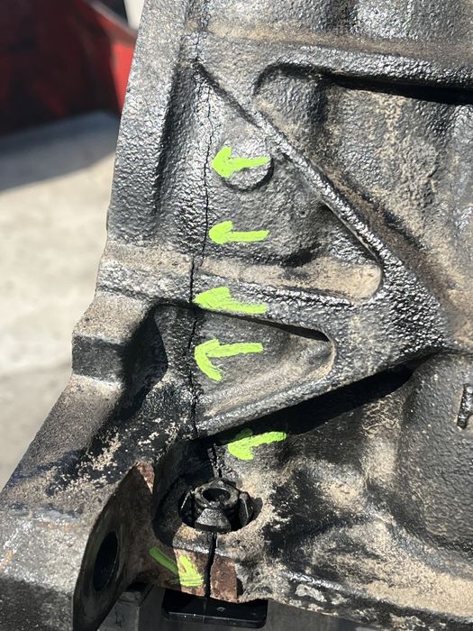 Bloc motor ambielat Vw Golf 7 1,6 TDI 2015 CLH Bloc fisurat