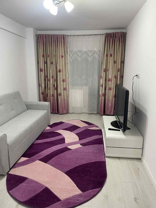 Inchiriez apartament 2 camere promenada mall