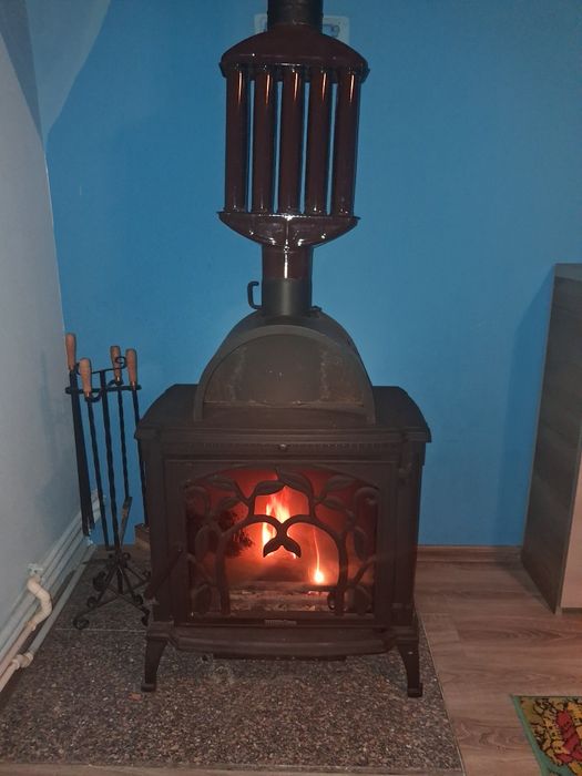 Vand semineu din fonta