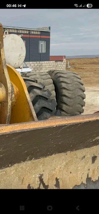 Шины на погрузчик 5 тонник 23.5-25