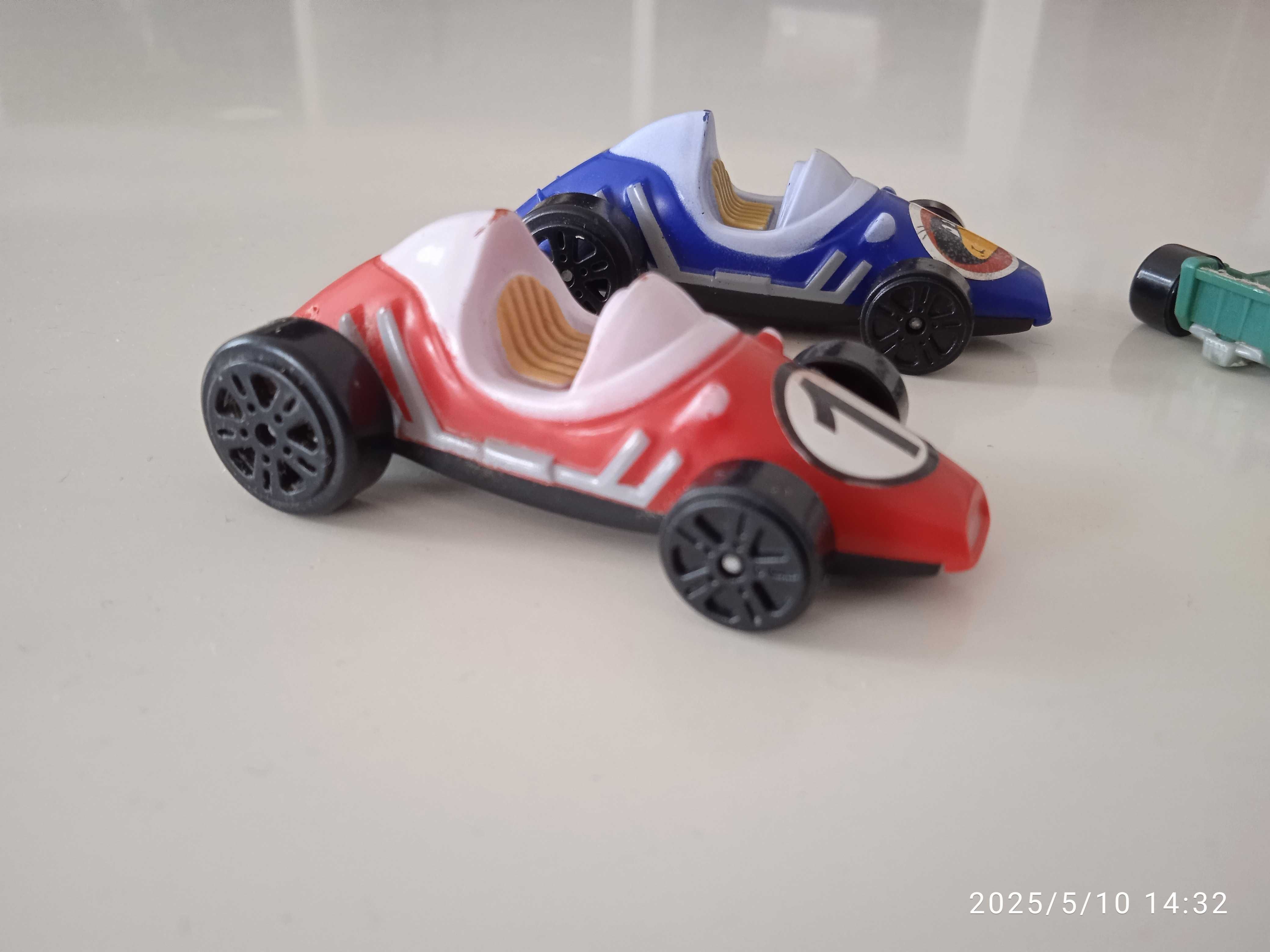 Интересни Формули Kinder,  китайчета и стара реплика Honda Bar