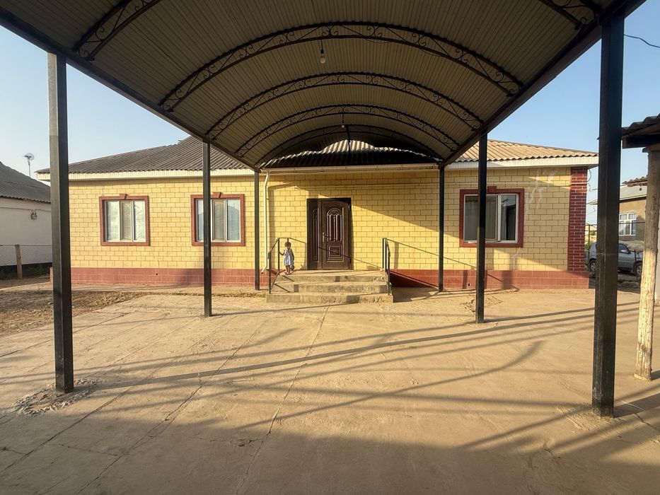 Мекоян, Достық 82