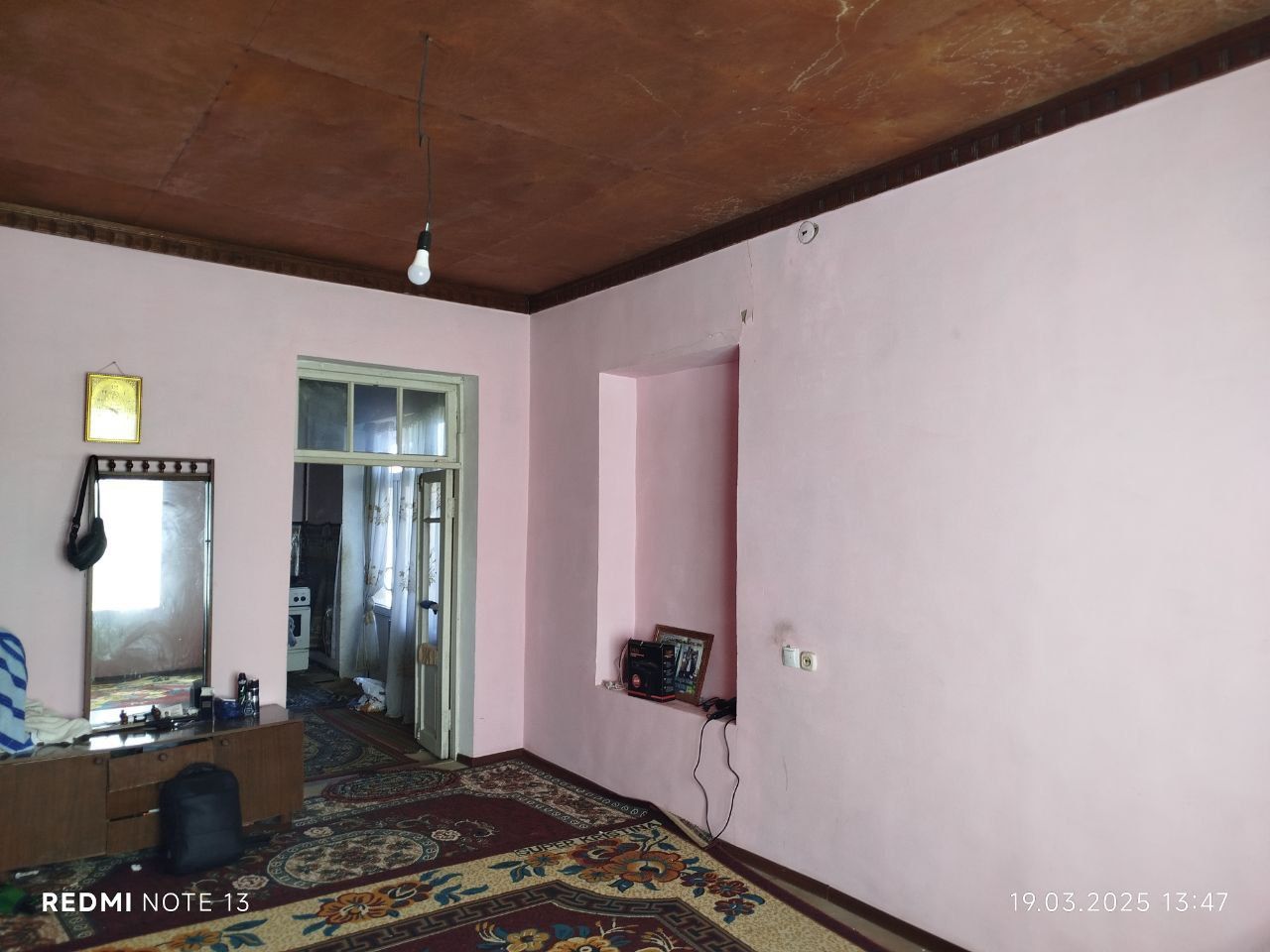 Hovli sotiladi sal tamir talab