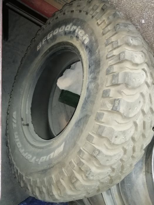 Шина, балон одиночки «гудрич» 255/85/16 и cooper discov 305/70/16