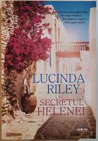 Carte Lucinda Riley - Secretul Helenei - blue Moon
