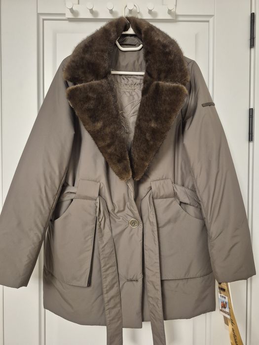 Куртка зимняя женская