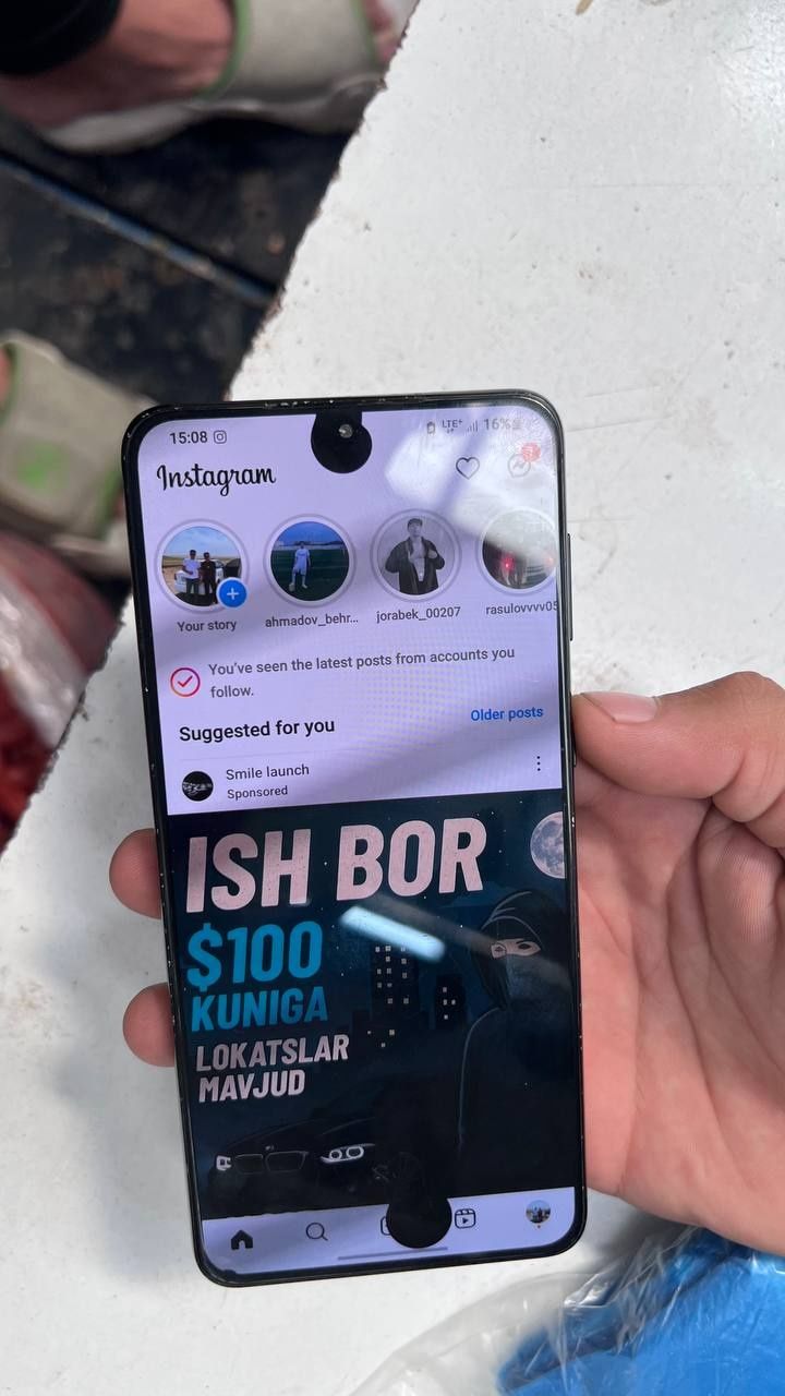 Samsung s21 +5g holati ideal ekran oynasida dogʻ bor faqat obmenga