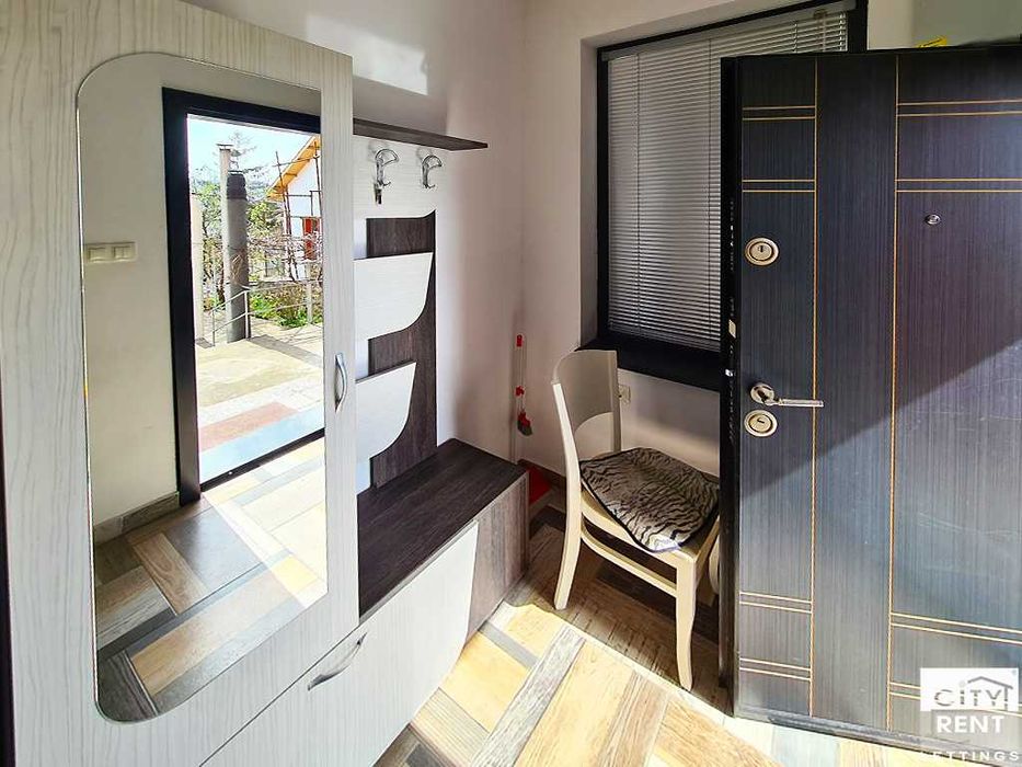 Дава се под наем Четиристаен апартамент в Велико Търново, Център - 95 кв.м за 460 € - Снимка #13