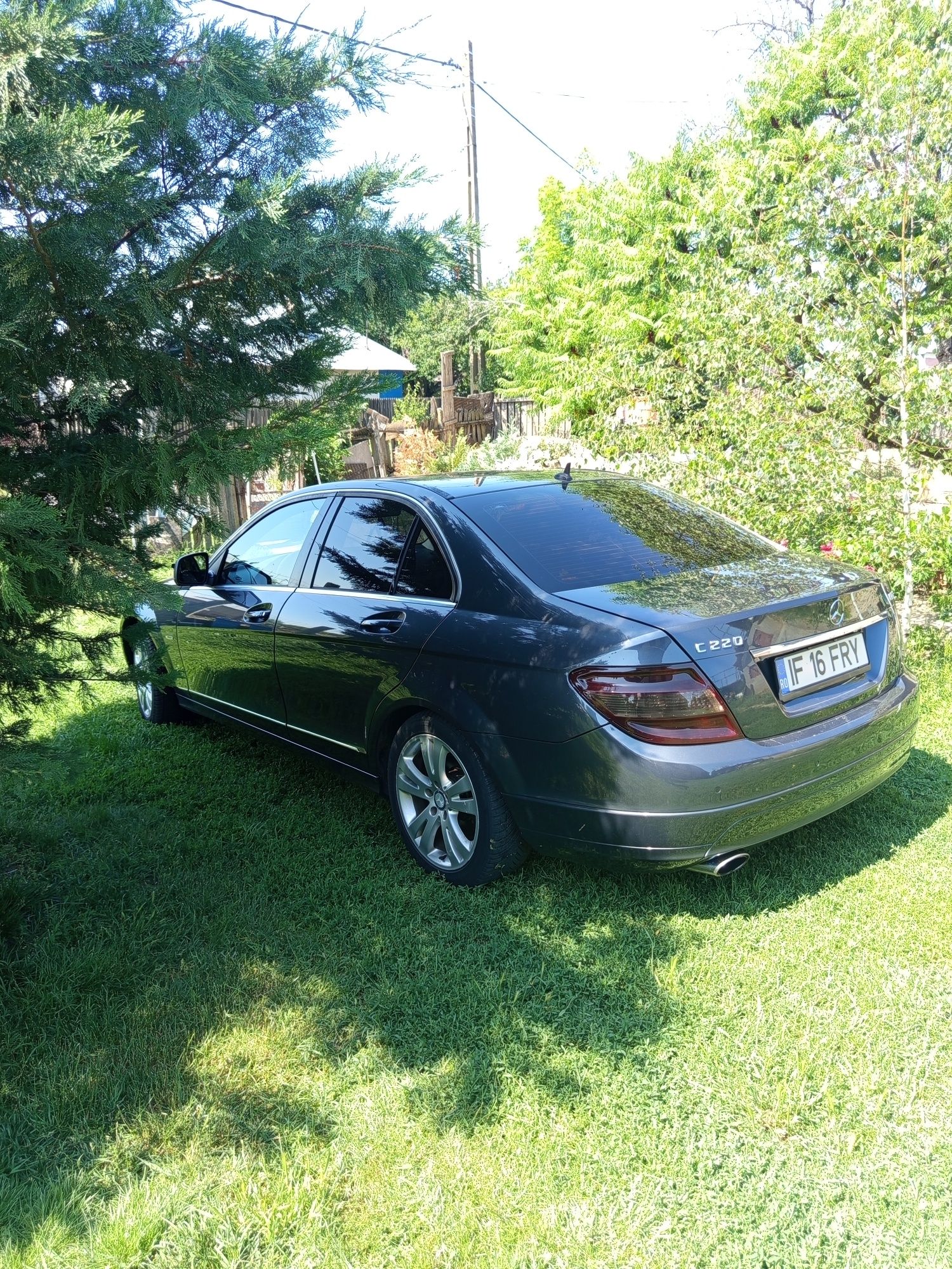 Vând  mercedesw204