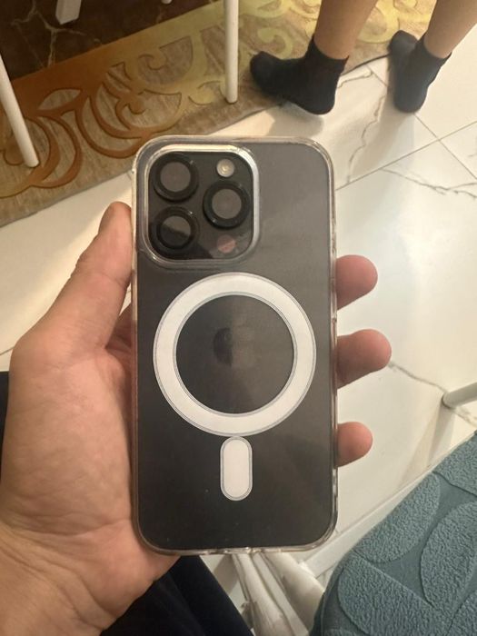 Продам Айфон 15 про