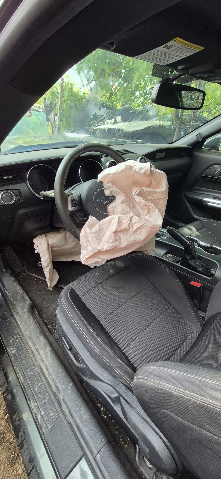 Продава се Ford Mustang 2015