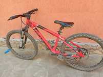 Vând rockrider st900,roti 24inch:l-am folosit timp de un an