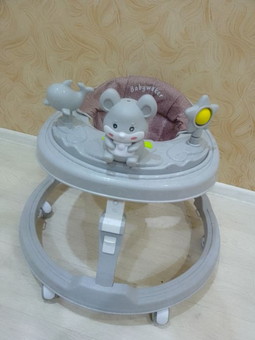 Ходунки для малышей