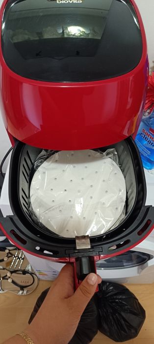 Vând fripotza cu aer cald biovita