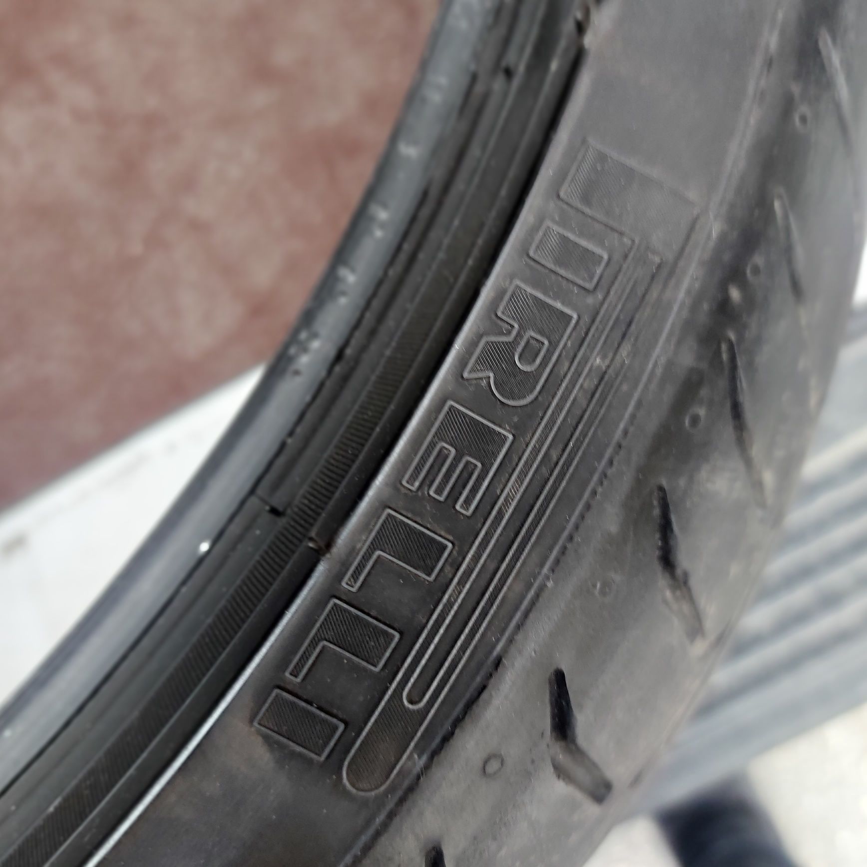 235/35/20"pirelli 1бр.гума