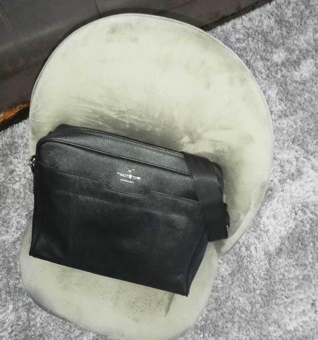 Черна чанта Теодор