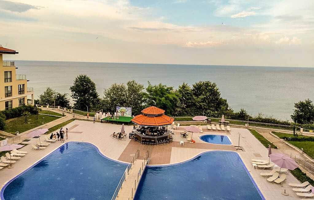 Продава се Тристаен апартамент в Бяла - 106 кв.м за 892 €/кв.м - Снимка #12