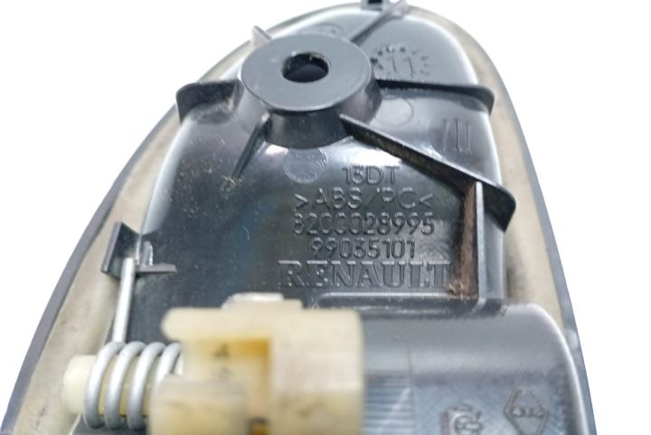 Maner  interior usa 8200028995 Opel Vivaro  seria