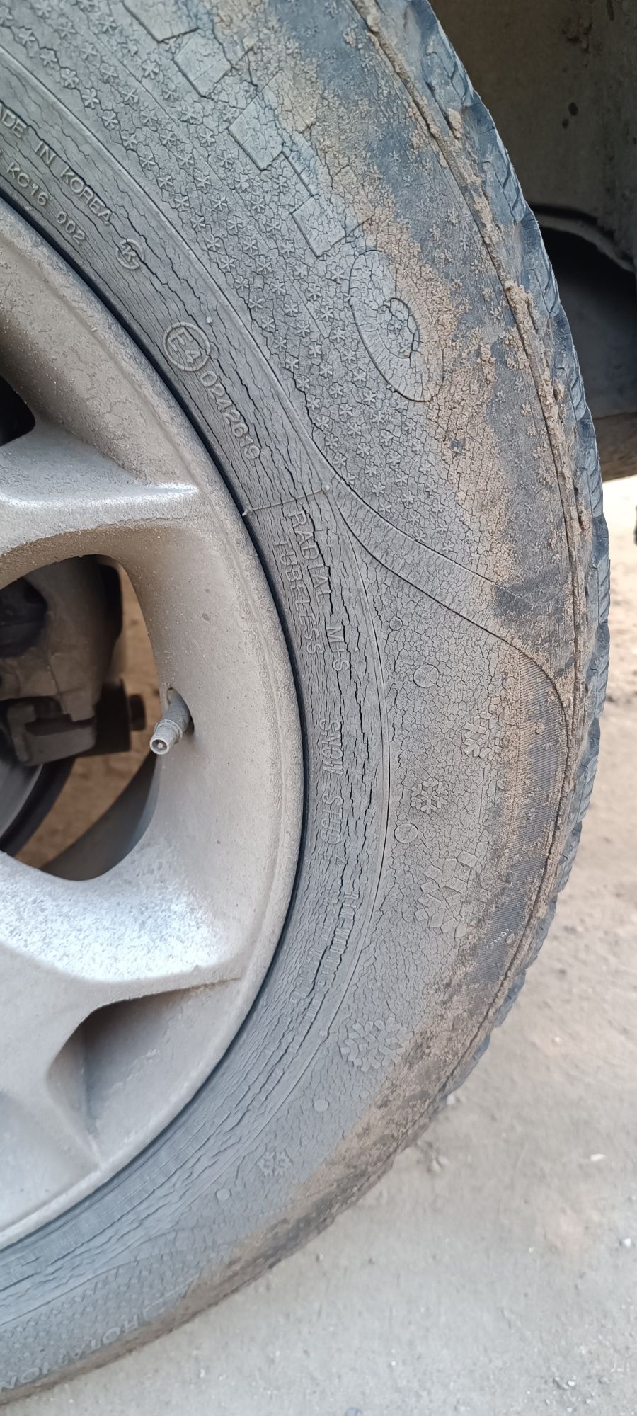 Зимние шины 255/55/18