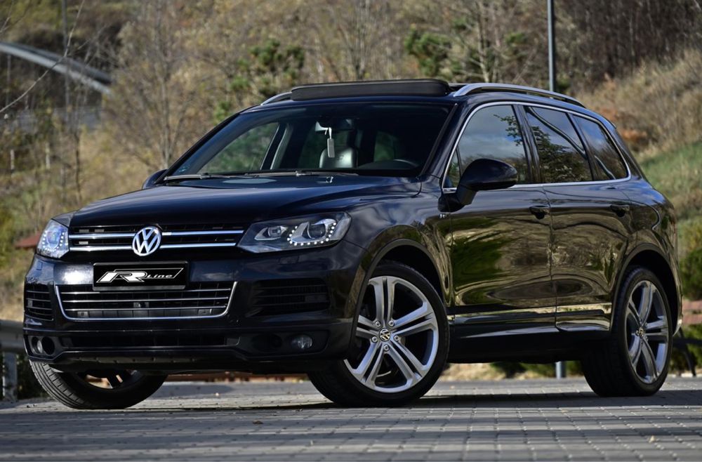 Volkswagen Touareg 3.0 TDI 245cp 4x4 R-Line Int/Ext Camere360*